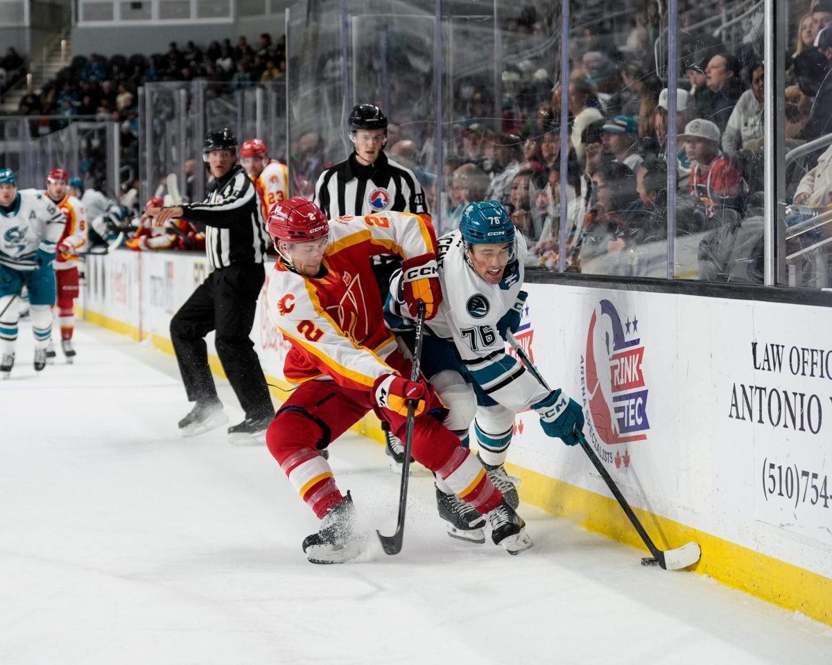 Calagry Bus Wranglers Fall 5-4 To Barracuda - Calgary Wranglers